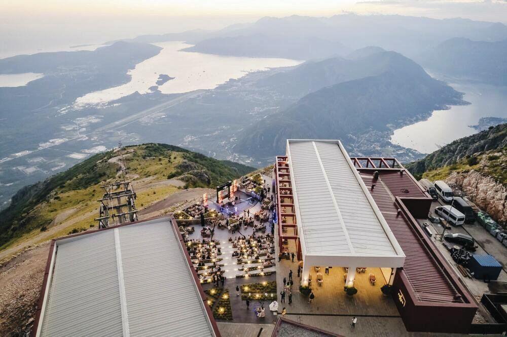 Mountaintop restaurant terrace over the bay